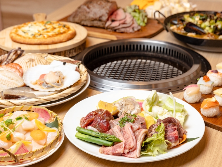 夕食ビュッフェ　海鮮・焼肉・和洋中50品以上の品揃え