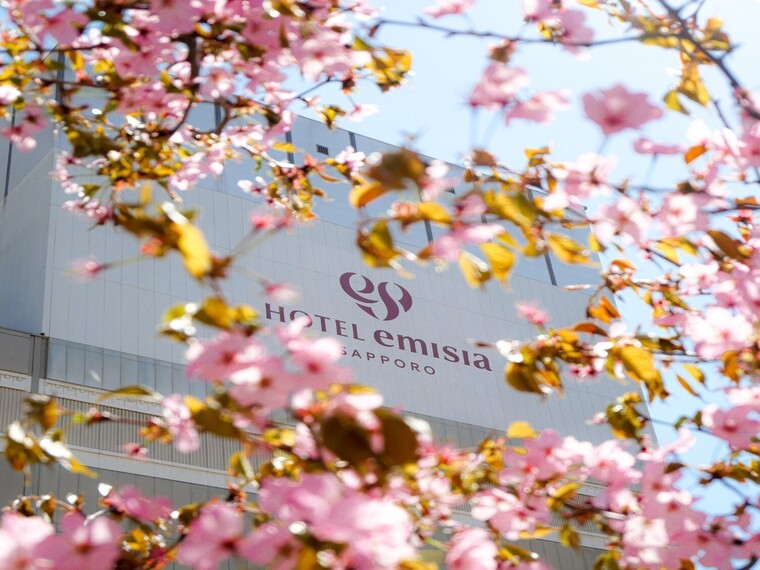 ホテルエミシア札幌with桜