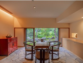 【源泉フォレストビュー】1階和洋室