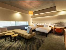 【コーナースイート】54平米／4室限定のスイート。角部屋ならではの静けさとプライベート空間を堪能