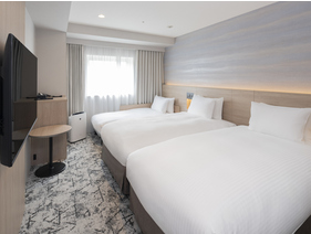 【2025年5月改装】モデレートツイン+ソファベッド/3名利用時はソファベッドをご用意いたします。