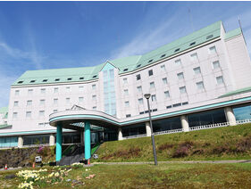 ホテル外観（夏）