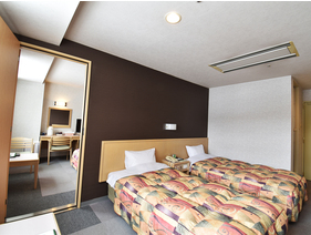 コネクティングルーム(洋室2部屋/24㎡)│ツイン2部屋でご用意いたします