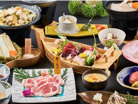 基本会席_季節感を大切にした、旬の食材を使用した会席料理です。 ※季節や仕入れ状況により変更となる場合がございます。