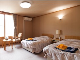 *【新館】洋室ツインルーム（一例）