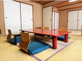 本館 和室(6×8畳)