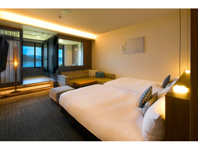 全客室に温泉かけ流しの展望風呂がございます