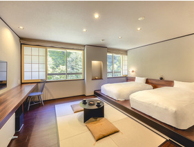 【和洋室】アートの荘厳さと、休息にこだわった設え。お部屋で過ごす時間を特別に。