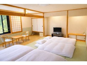 【禁煙】和室ツインルーム(ベッド2台＋お布団2組)