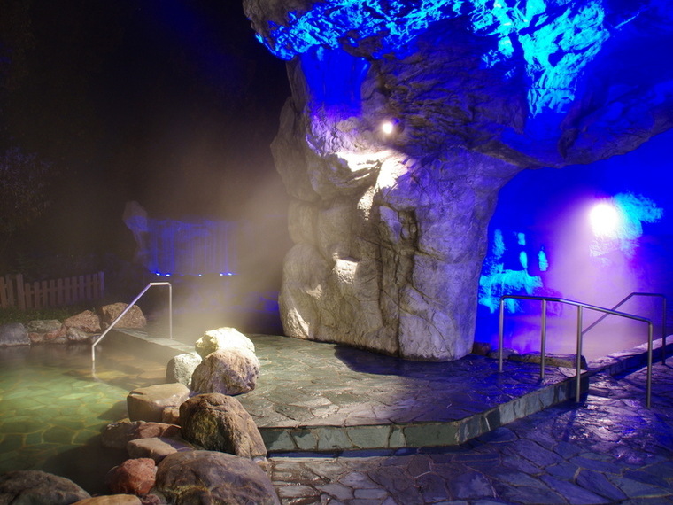 青の洞窟露天風呂