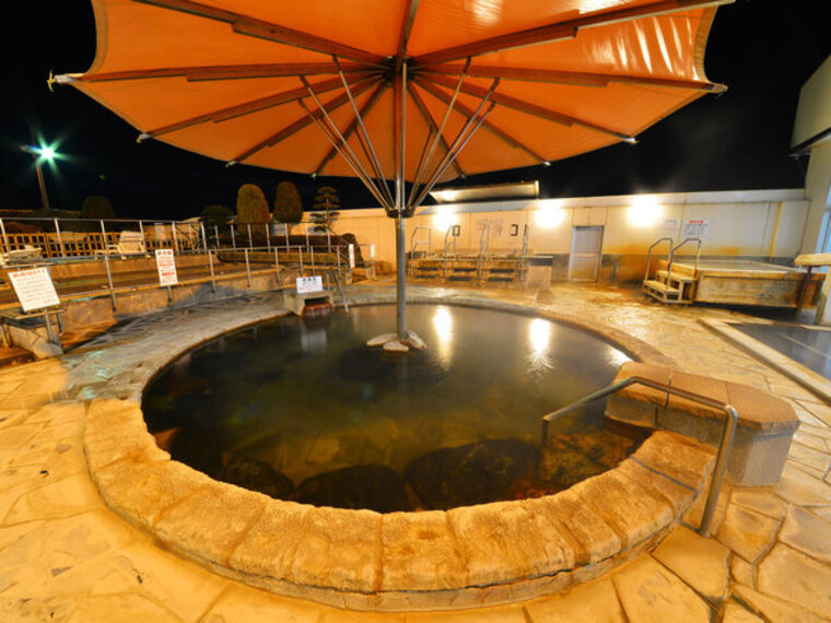 東前温泉しんわの湯　ホテル秋田屋
