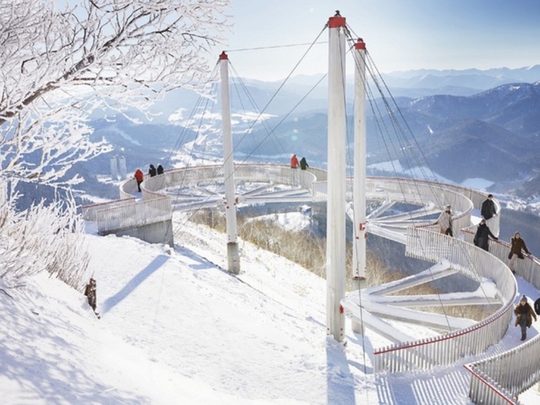 トマム ザ・タワー by 星野リゾート