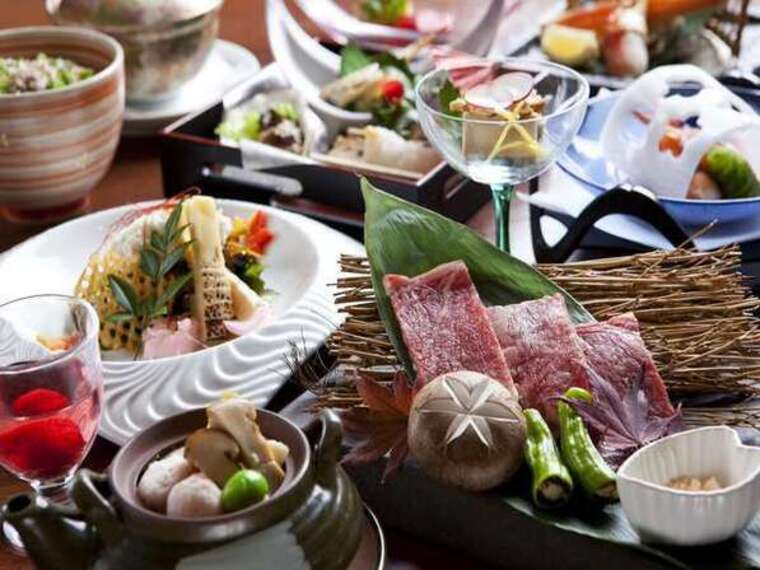 月美の宿　紅葉音