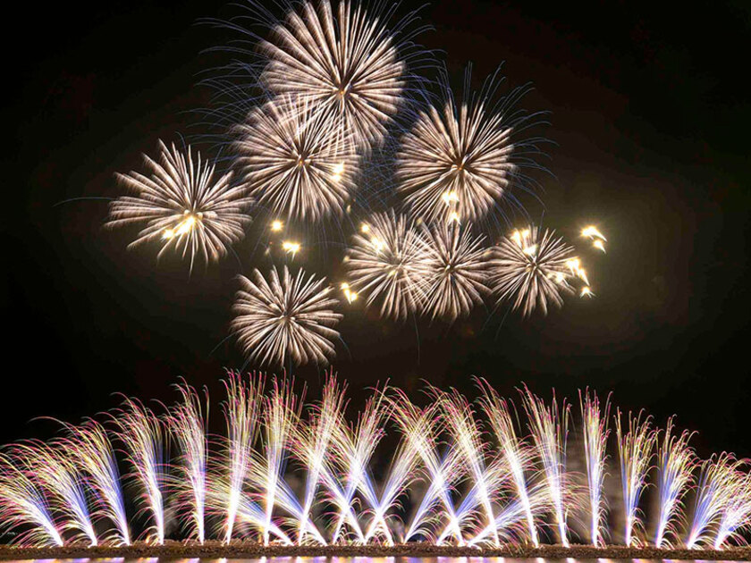 網走の夜空を彩る花火大会