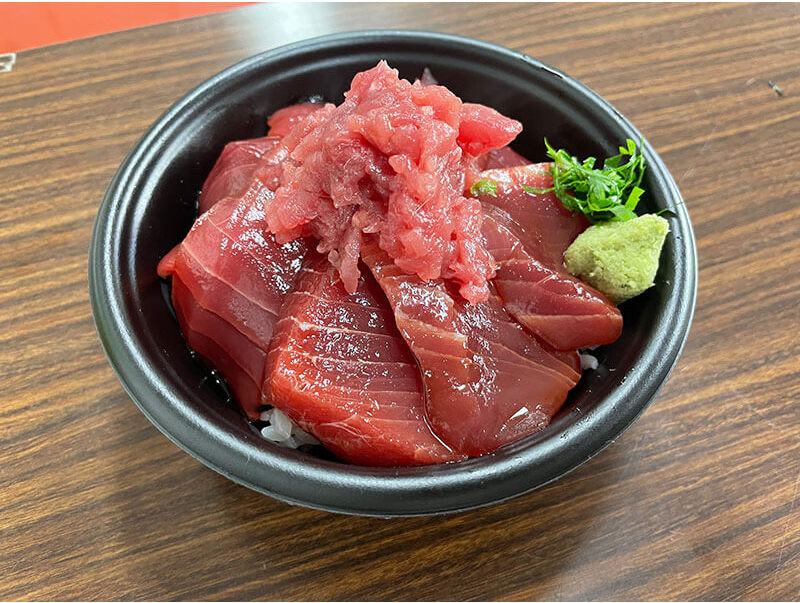 まぐろの漬け丼