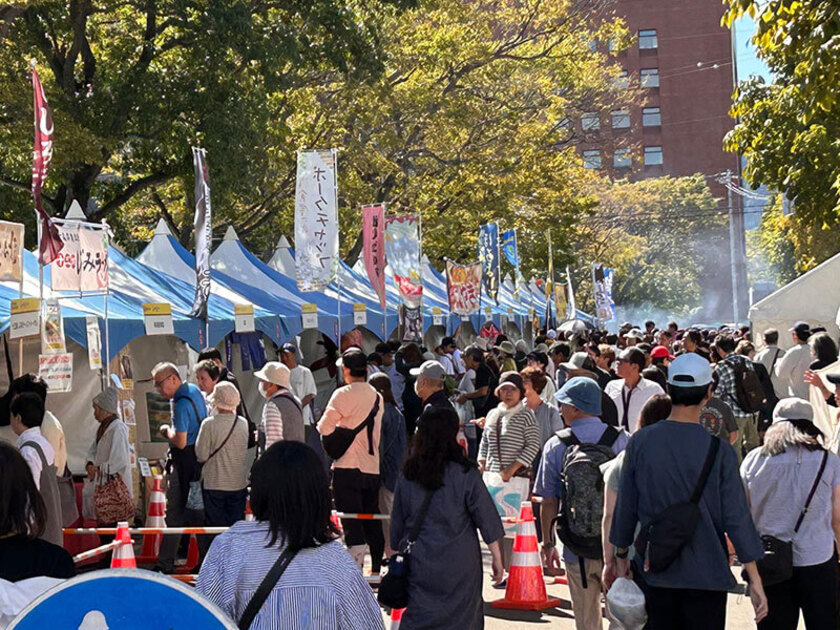 各地の自慢の食を満喫。函館最大級の食イベント！