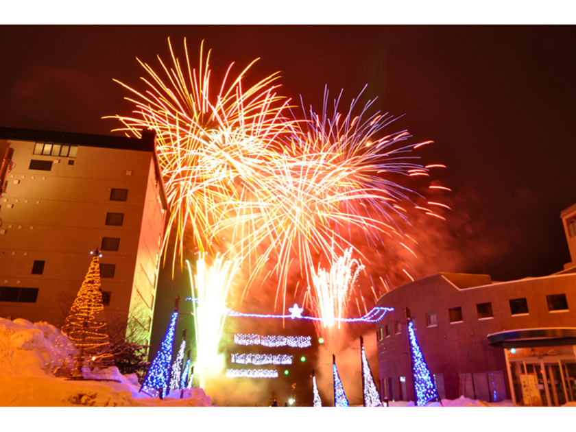 スターマインなどを間近で見ることができます