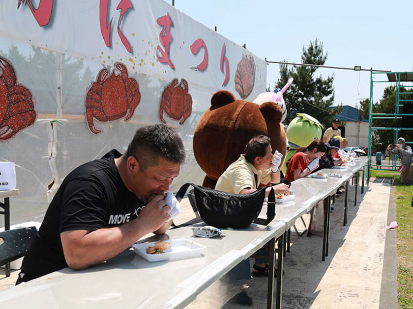 「全日本毛がに早食い競争」は盛り上がり必至！