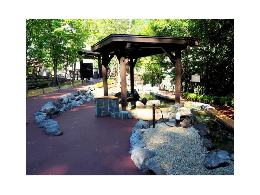 定山源泉公園は「第15回緑のデザイン賞」で国土交通大臣賞を受賞しました。美しい公園散策と源泉を楽しめます