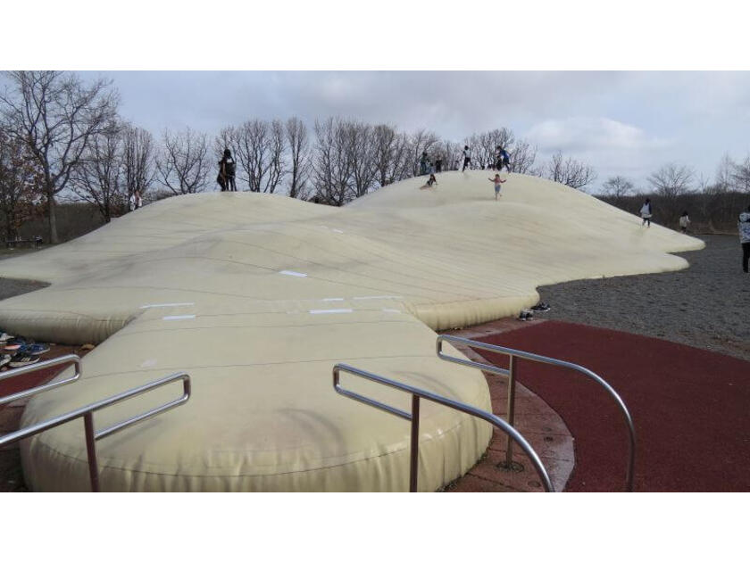 夏の楽しみ「フワフワドーム」