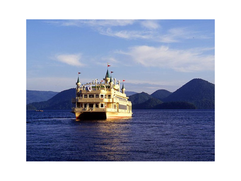 洞爺湖をエスポアールで周遊。4月～10月は中島に上陸できます