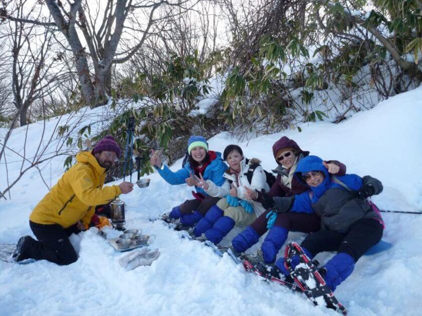 日暮山の山頂でコーヒーを飲みながらの記念撮影