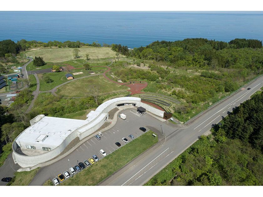 垣ノ島遺跡　遠景（画像：函館市教育委員会提供）