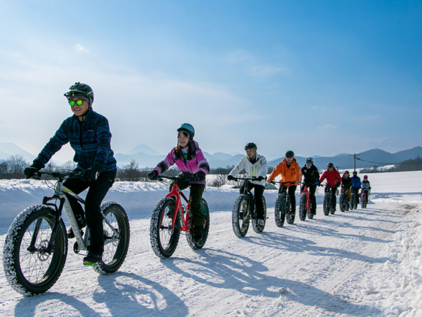 のどかな農道と田園風景などを楽しみながらサイクリング
